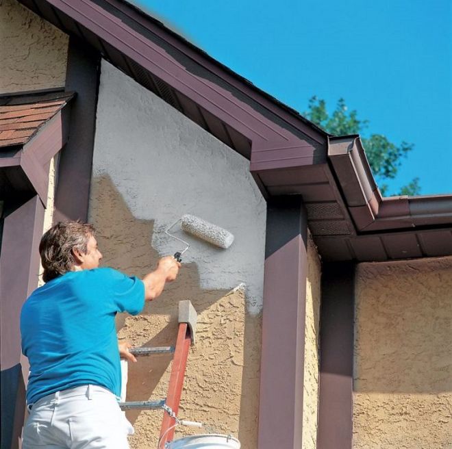 Выбираем качественную фасадную краску по бетону для наружных работ